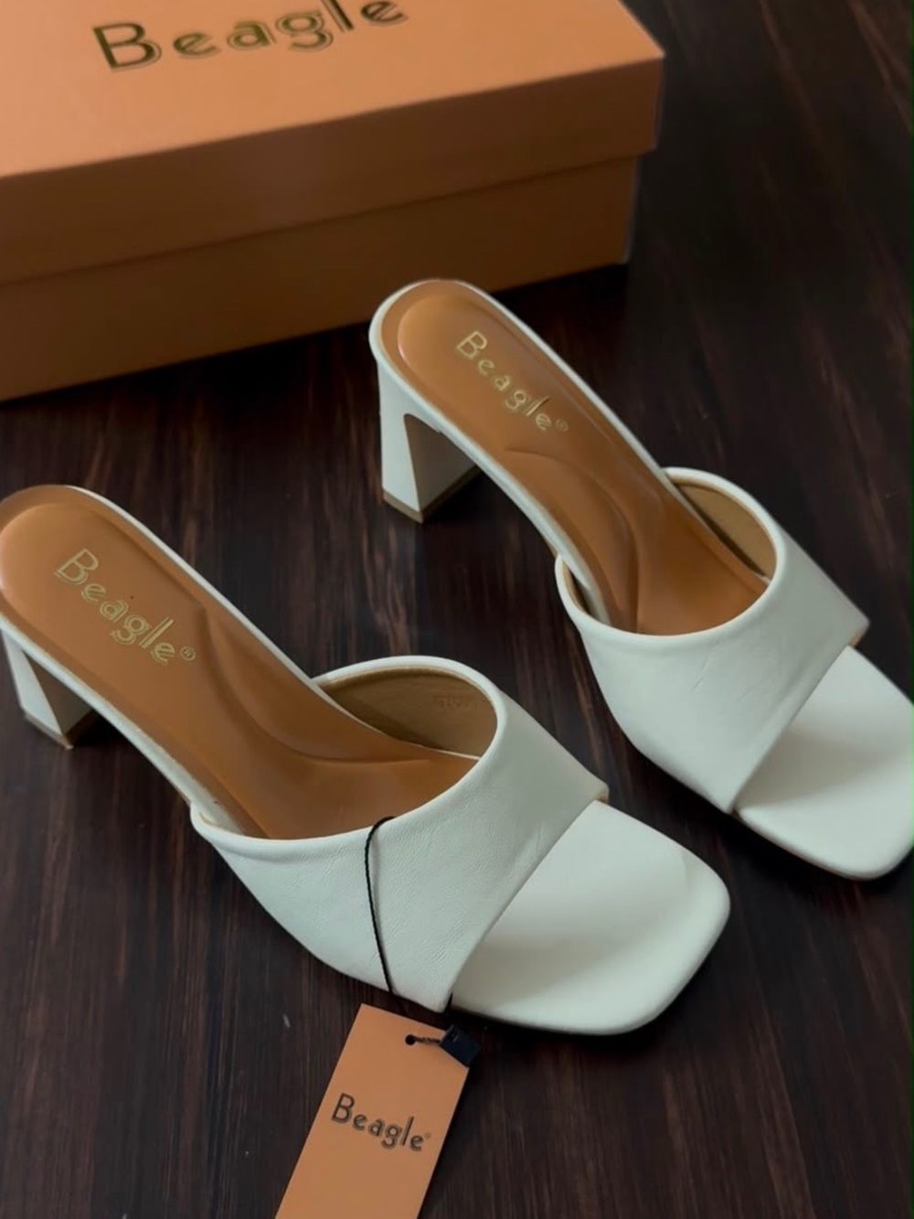 White Leather Block Heel Sandals 👡